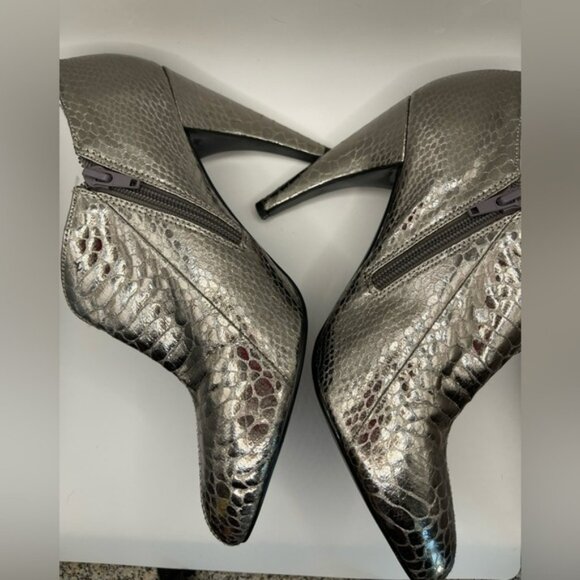 Sam Edelman Whitely Spike Silver Patent Leather Faux Snake Skin Heel Whimsical 8 - Picture 4 of 9